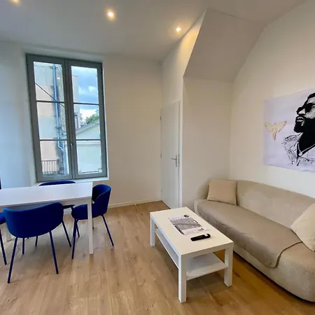 Appt Lumineux - Gare & Centre-ville 2 Min A Pied 沙泰勒罗
